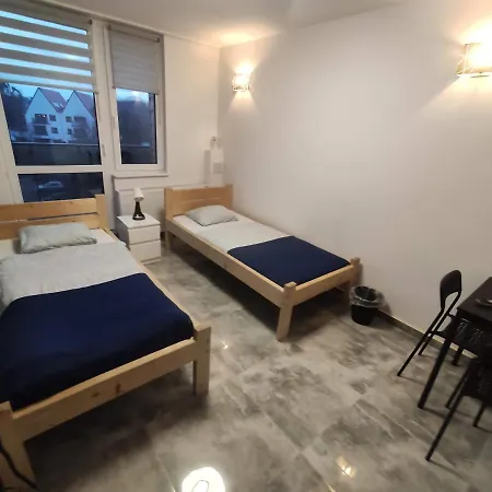 Apartmán Night Point Racibórz Exteriér fotografie